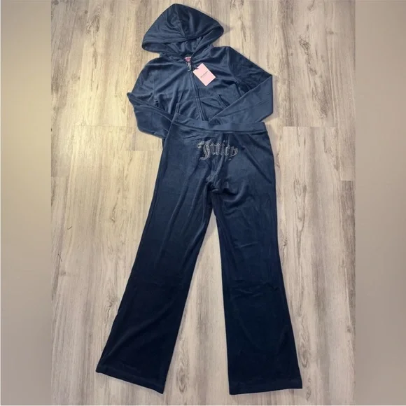 JUICY COUTURE Velour OG Bling Tracksuit Hoodie & Pant Set in navy blue - Picture 11 of 13